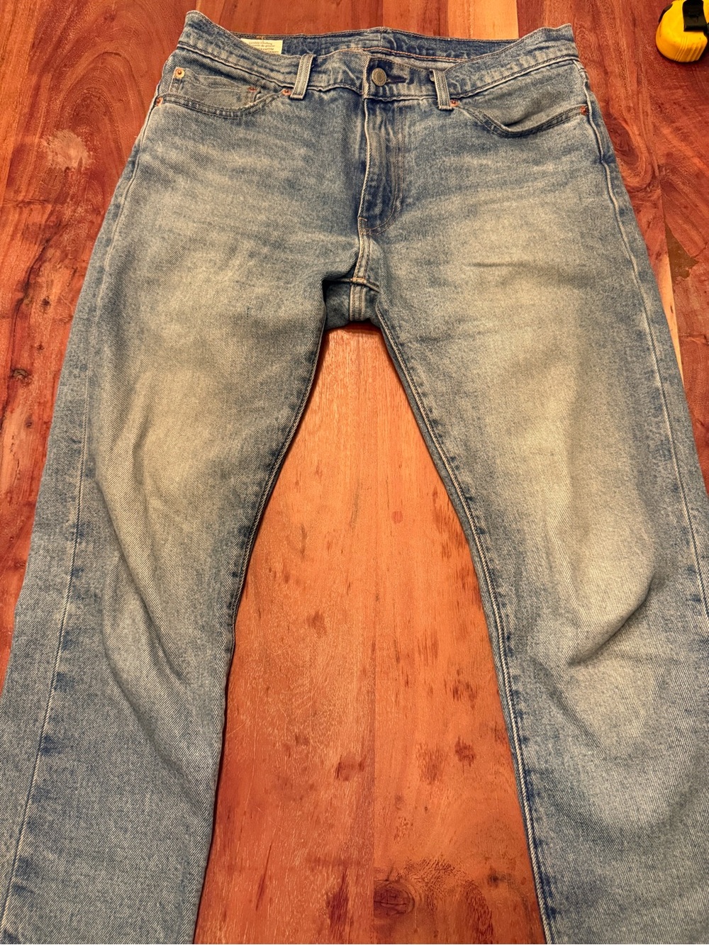 Levi's Men's Light Wash Slim Straight Jeans